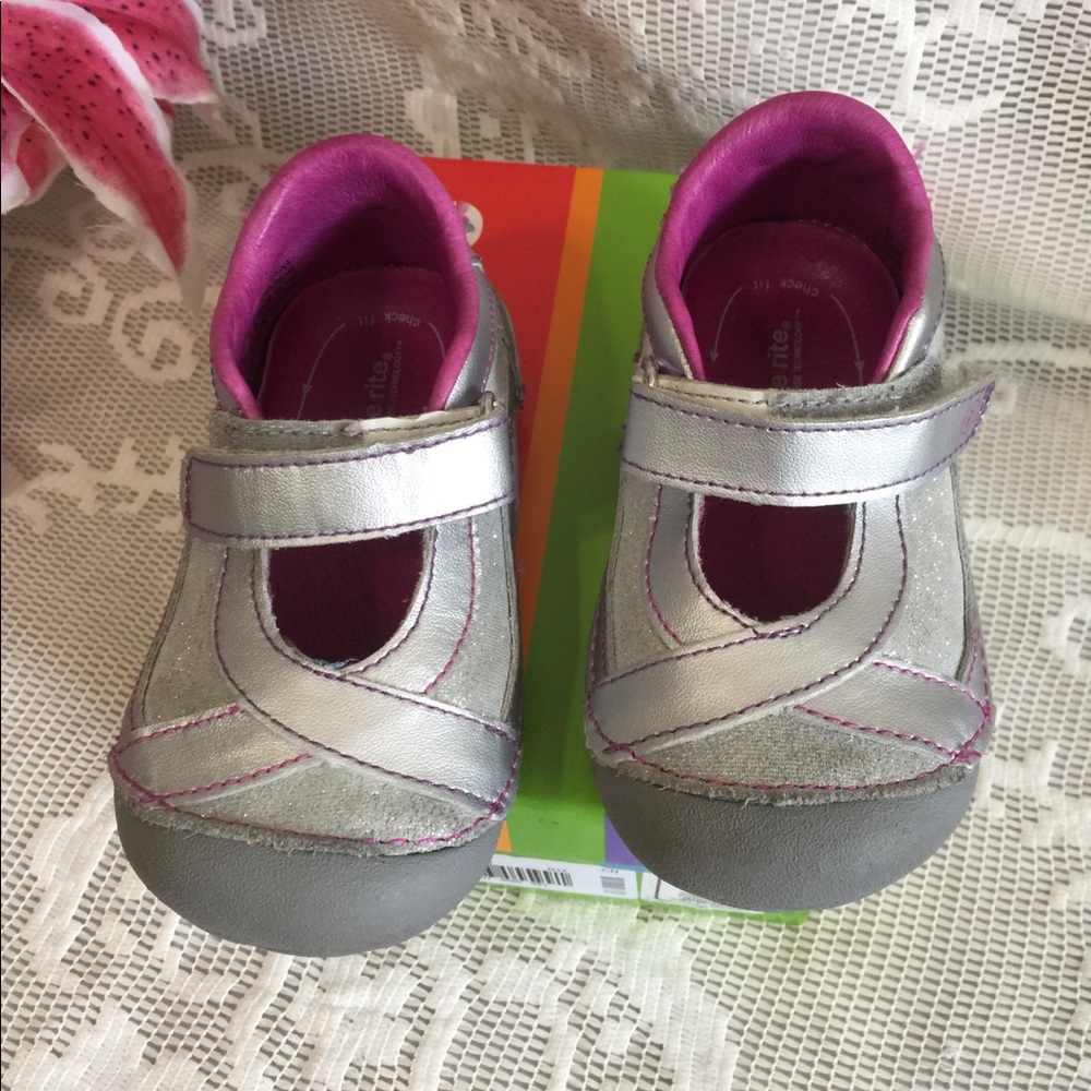 Stride Rite Gabrielle Toddler Girls' Shoes in box - Picture 1 of 6